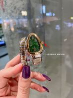 目を引く存在感 ブルガリ セルペンティリング偽物 セルペンティ Serpenti 蛇かたち ブレスレット ダイヤ 多色可選