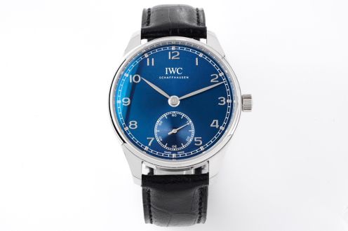 IWC ポルトギーゼ クロノ グラフ クラシックコピーうで時計 文字盤 防水 革バンド シルバーケース ブルー