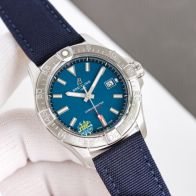 Breitling お洒落 ブライトリングアベンジャーハリケーンスーパーコピー 腕時計 防水 牛革 レザー A17328101 ブルー