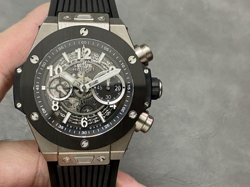 hublot ウブロ ビッグバン サイズ激安通販 ゴムバンド 炭素繊維 カラフル 防水 腕時計 シンプル ブラック