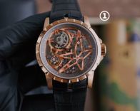 人気 ロジェ デュブイ エクスカリバー 46スーパーコピー 腕時計 Excalibur 46 Tourbillon 防水 ブラウン