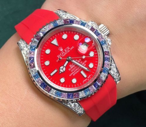 目を引く存在感 ROLEX サブマリーナ ー デイトコピー 腕時計 防水 ウォッチ ダイヤ飾り M126679 シンプル レッド