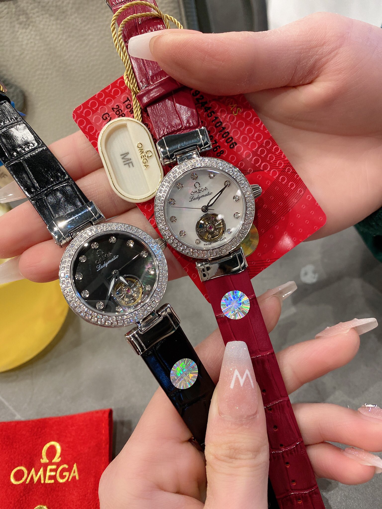 omega デヴィル偽物 Ladymatic シンプル 女性 レザーバンド 自動機械 オシャレ ダイヤモンド飾り 多色可選_3