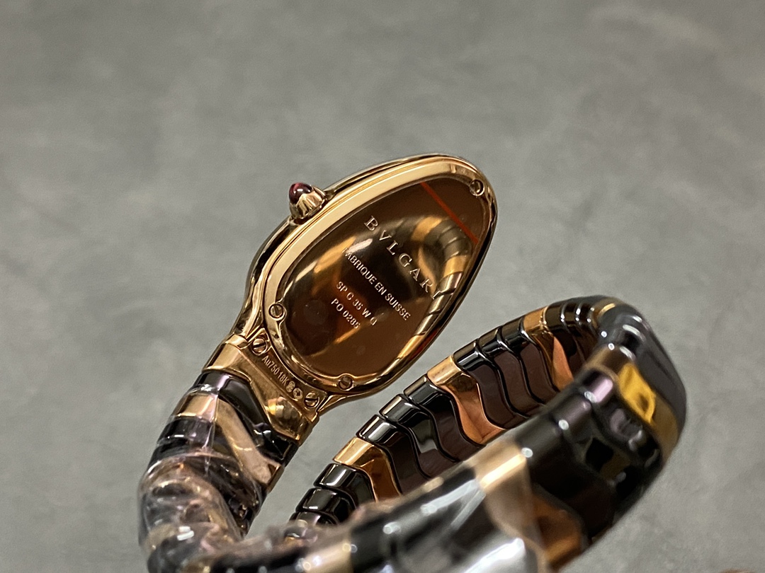 ブルガリ 腕時計 アショーマ偽物 セルペンティ 蛇かたち うで時計 Serpenti レディース ブレスレット 2色可選_13