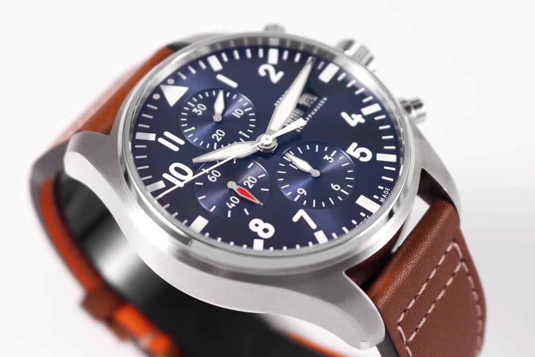 iwcシャフハウゼンスーパーコピー 高級品 腕時計 パイロットウォッチ 防水 ハンサム ブルー_4