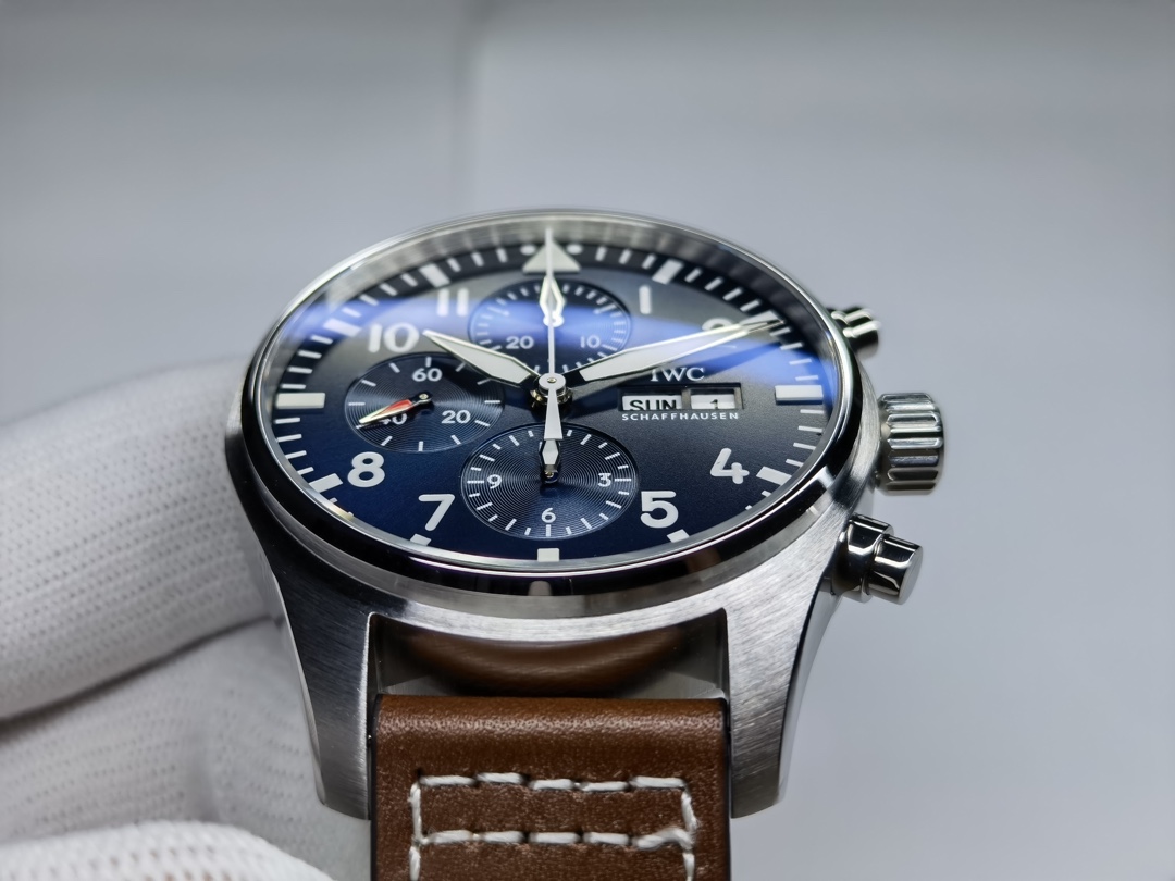 iwc シャフハウゼン オールドインタースーパーコピー ビジネス 防水 腕時計 パイロットウォッチ ブルー_4