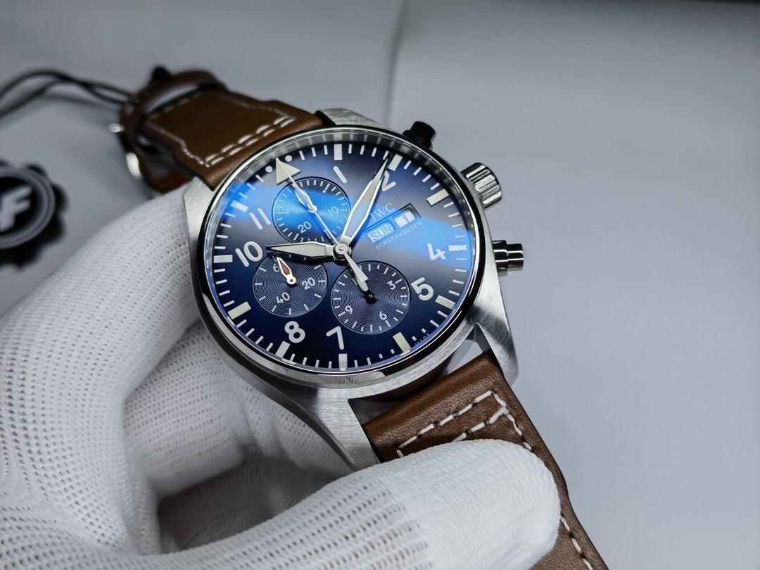 iwc シャフハウゼン オールドインタースーパーコピー ビジネス 防水 腕時計 パイロットウォッチ ブルー_5