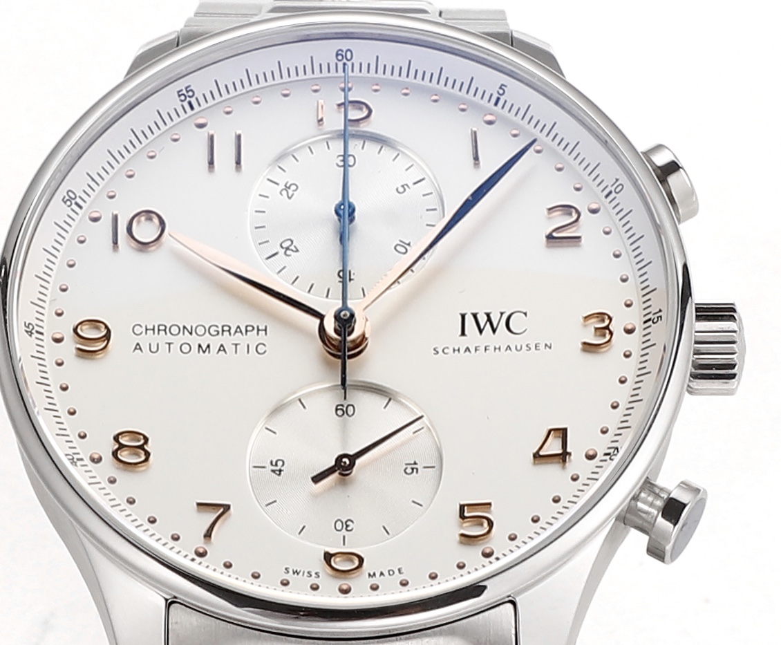 iwc 時計 ポルトギーゼ偽物 ポルトギーゼ 腕時計 文字盤 海外セレブが愛用する 通勤 ホワイト_6