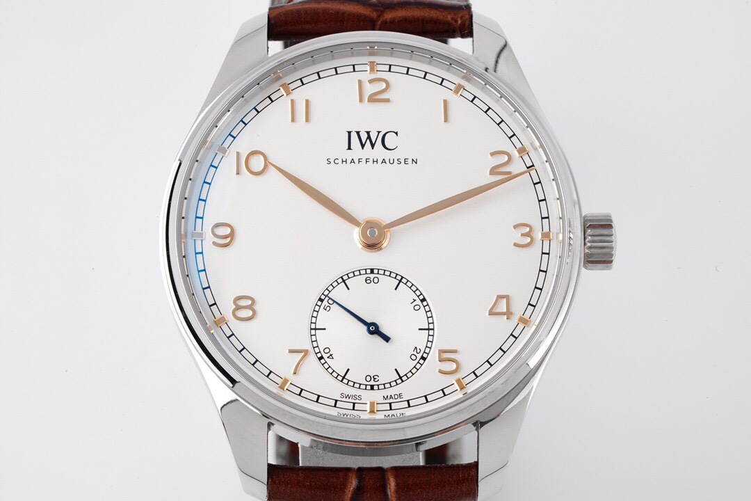 IWCポルトギーゼ オートマティック 7 デイズスーパーコピー 腕時計 文字盤 革バンド 人気新作 シルバーケース ホワイト_2