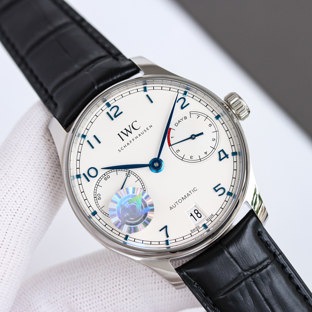 IWC 華やかな雰囲気 ポルトギーゼ iwcコピーうで時計 型番IW500715 シルバーケース ホワイト_1