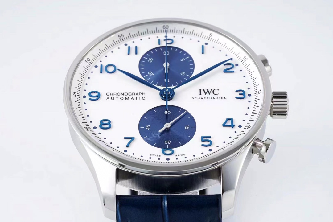 IWC ポルトギーゼ クロノスーパーコピー うで時計 型番IW371620 シルバーケース ホワイト_4