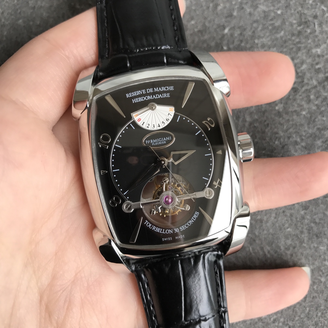 PARMIGIANI 魅力的なパルミジャーニフルリエ ラトラパンテ偽物 トゥールビヨン 鰐魚革 腕時計 シルバーケース ブラック_3