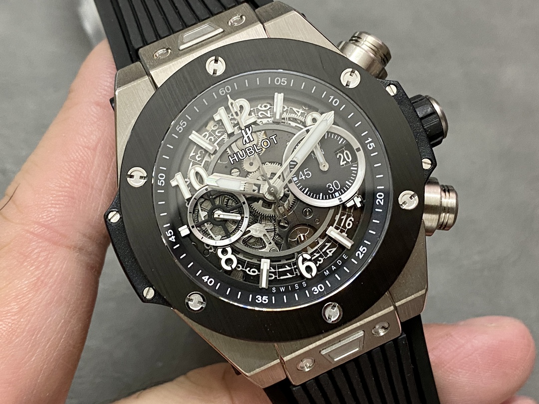 hublot ウブロ ビッグバン サイズ激安通販 ゴムバンド 炭素繊維 カラフル 防水 腕時計 シンプル ブラック_2